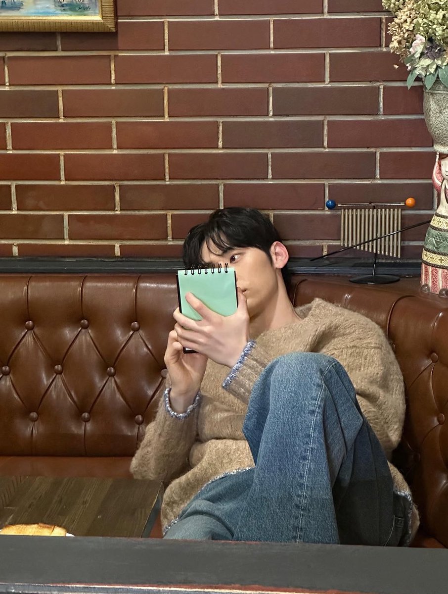kuz01_'s tweet photo. 오늘ㄹㅇ최애는최애고황민현은황민현이다 https://t.co/LPsv4QN0Ju