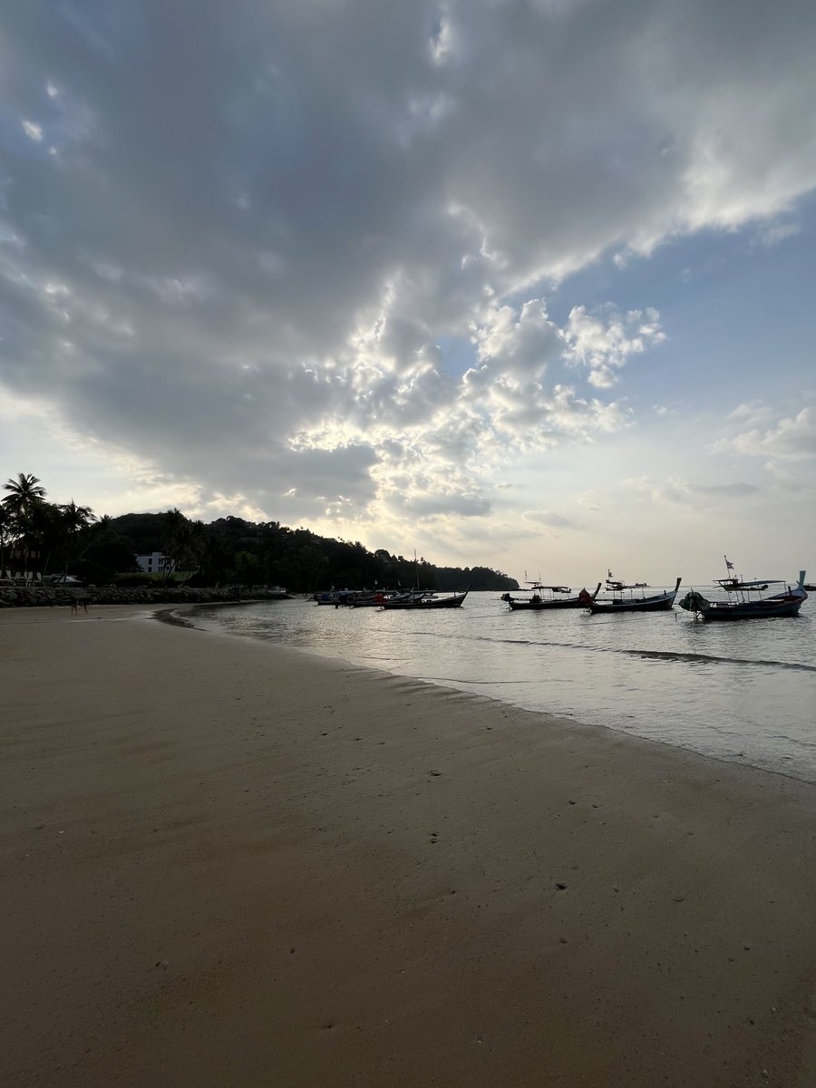 aiddaris2's tweet photo. หาดบางเทายามเย็น
#บางเทา #เชิงทะเล https://t.co/2cmFdRZp5k