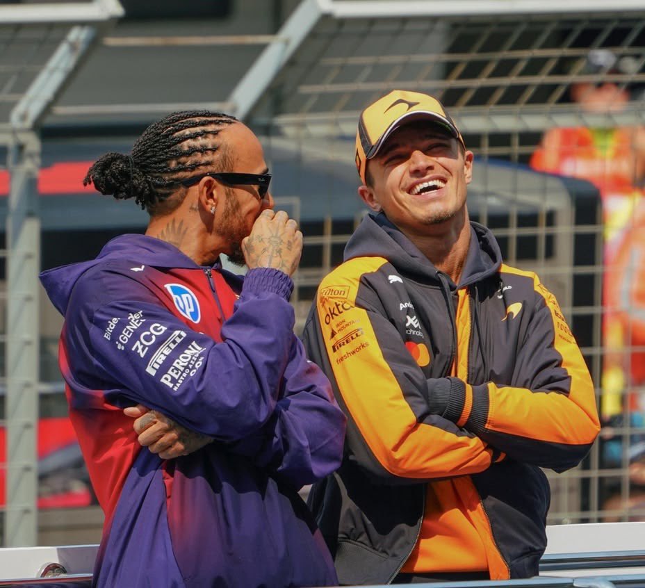 cantiknyayoongi's tweet photo. looking for #moots #f1twt before British GP 🇬🇧 

• jorie,  she/her
• speak in 🇲🇨🇬🇧 und ein bisschen 🇩🇪
• currently emotionally invested in #LH44 #LN1 #GB5 (all love for the grid) 
• I also intrested to kpop and thaipop
• homophobic dni!!

rts/likes are appreciated <3 https://t.co/qcwSsH4z9K