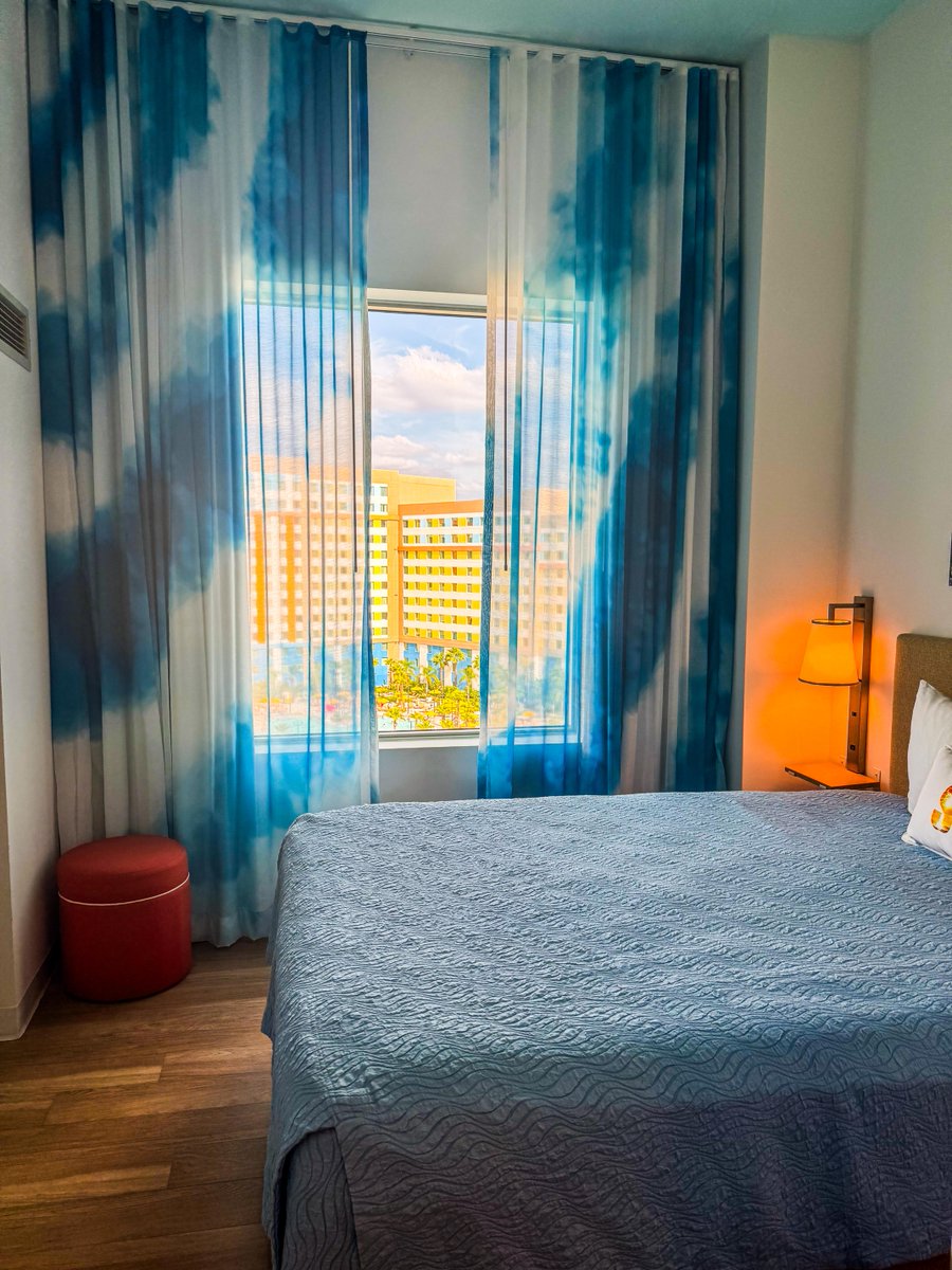 UniversalORL's tweet photo. Checked into Endless Summer and immediately considered never checking out 🌴 https://t.co/b2J6gfPM5V