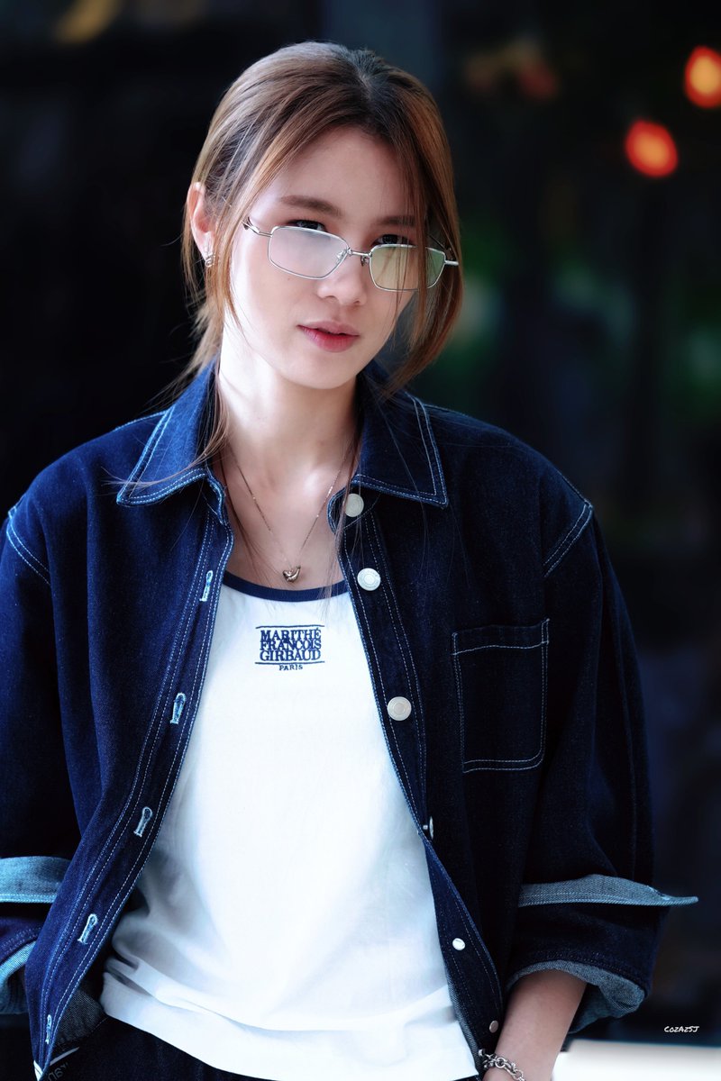 Cozaz_SJ's tweet photo. หมวยแว่นสุดคูล ลล 🤓

ANDA PRIDE IN SKY 29
#andaanunta
#ท้องฟ้าของอันดา https://t.co/weTyahLeFQ
