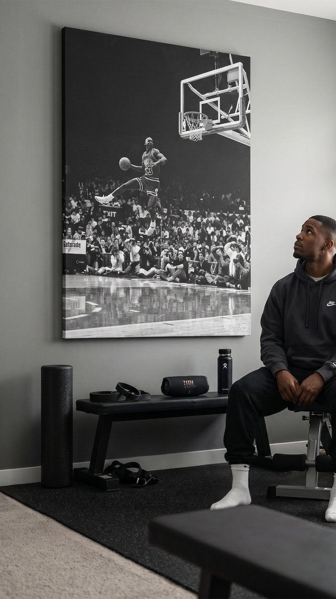 ikonick_xyz's tweet photo. Legends Don’t Move With Time. They Stop It.🥶
Shop ‘Michael Jordan - Frozen in Time’ @ the 🔗 in Bio!
+ more from our Official Michael Jordan Collection
#MichaelJordan #FrozenInTime #BasketballArt #IKONICK https://t.co/MCmB4iFMaq