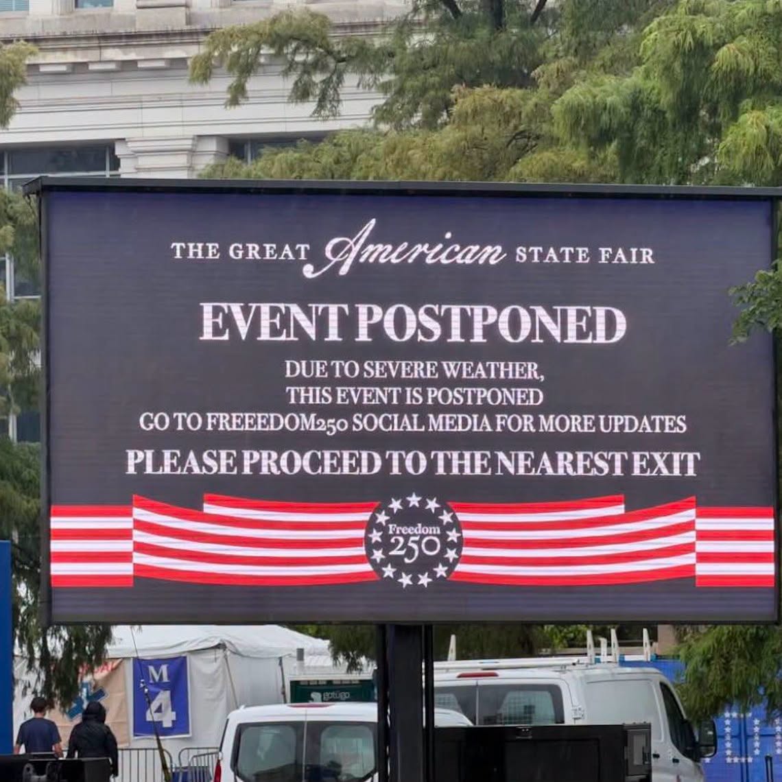 donkoclock's tweet photo. @ProjectLincoln @KenPaxtonTX The extra E is for Extramarital Affair!! https://t.co/roBFEW4VzQ