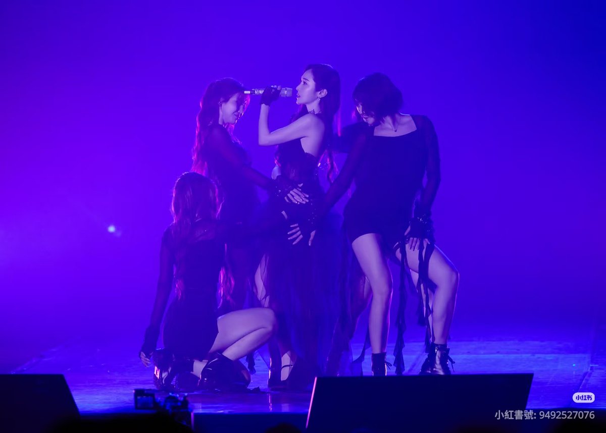 220cmjessica's tweet photo. ©️蔣不聽在山野(9492527076) 小紅書rednote
(Sica's China's assistant, nickname: Hannah)🩷
📌2026/06/27
Jessica Jung concert Tour 2026 "Reflections" in Bangkok, Thailand
😍😍😍
#JessicaJung Jessica Jung #제시카 제시카 潔西卡 鄭秀妍 ジェシカ https://t.co/BsgkrHJ1x1