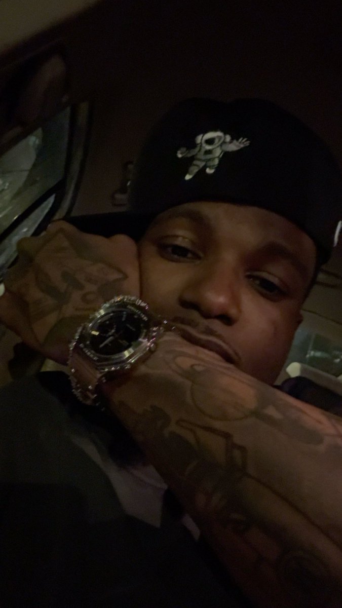 nevercaredluhh0's tweet photo. 🌪️idk last weekend in the city https://t.co/BIPxAzATjc