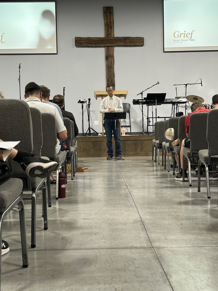 fellowshipCL's tweet photo. Last Wednesday at our summer Head + Heart Talks, Pastor Peter helped us thinking about grief and sorrow through a biblical lens (video available now on YouTube and SermonAudio).

Wednesdays at #FCLubbock is a great mid-week rhythm for the family. 6pm for dinner / 7pm for study. https://t.co/nJSjCLDmGl