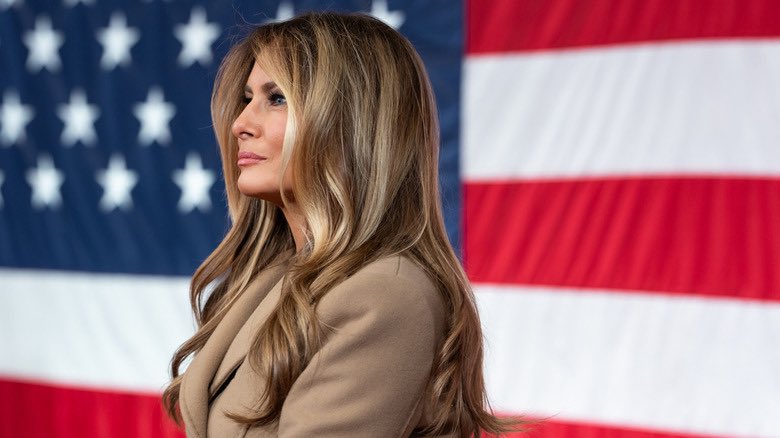 MELANIAJTRUMP's tweet photo. 🇺🇸 https://t.co/fPtzM092a2