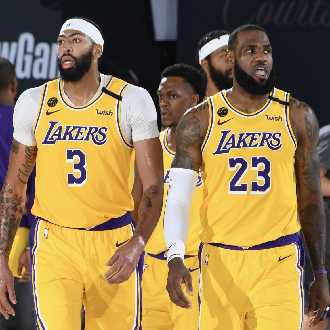 PolymarketHoops's tweet photo. Draymond Green declines his player option to give the Warriors financial flexibility to form a Big 4 with Steph Curry, LeBron James, Anthony Davis, and himself. 🚨🤯

(via @ShamsCharania) https://t.co/2TvqRKuc7o
