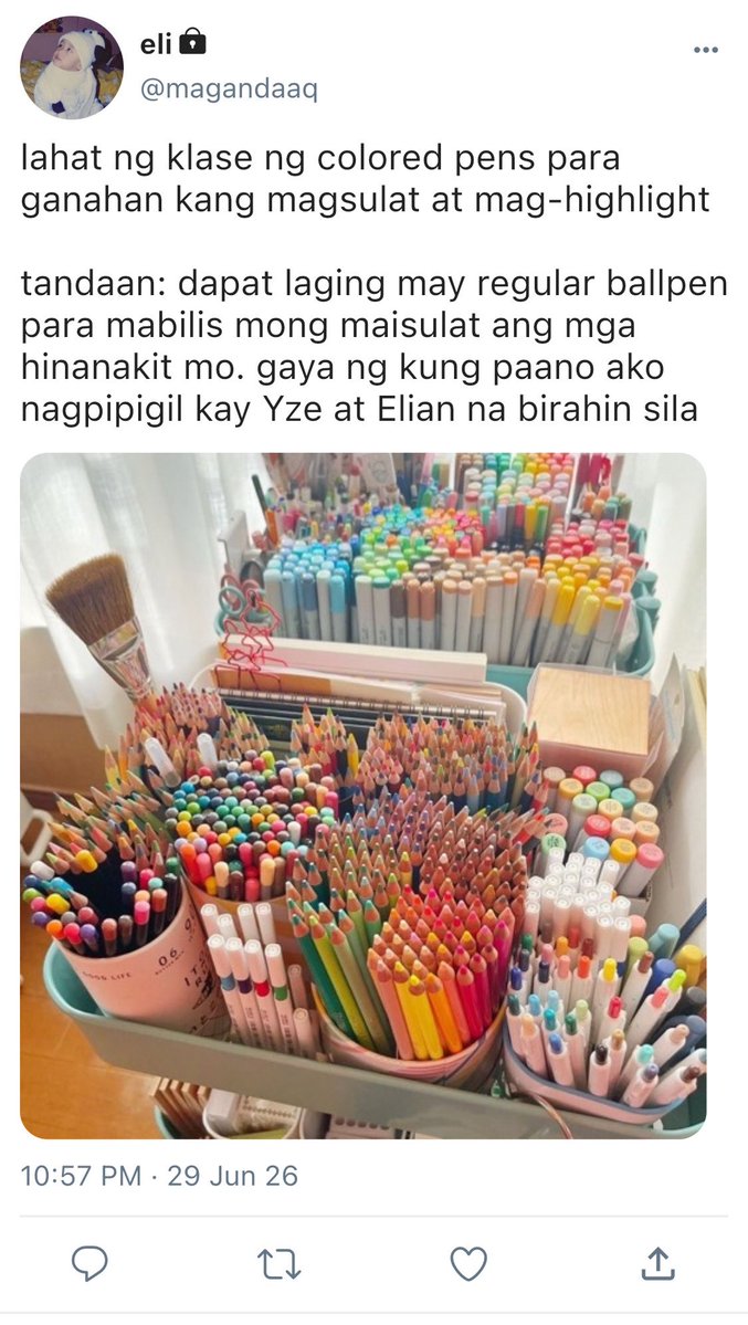 mimiwoowo's tweet photo. askeli (wow?!) hiii eli na pinaka maganda sa balat ng lupa, ano mga kinocollect mo na nagagamit mo talaga for junk journal?… — here pooo! para sa mga journal peeps gaya ni Eli https://t.co/u0peWzk6kJ https://t.co/PggBzAquW8