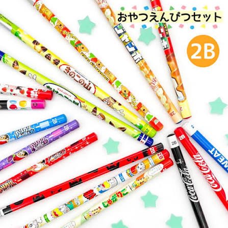 minc_tmrn's tweet photo. こういうお菓子のモチーフの文房具をたくさん揃えたなぁ https://t.co/3LCdRrILqG