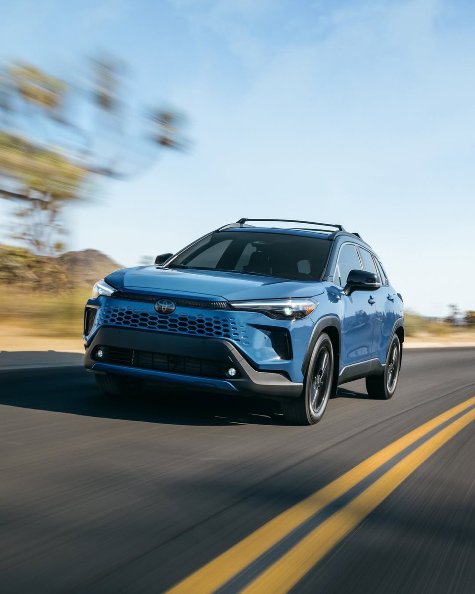 GriecoToyota's tweet photo. Ready for overpackers, under-planners, and spontaneous exits. 🛣️ #CorollaCross #LetsGoPlaces
Check out our inventory: https://t.co/kIVRNFsPuB https://t.co/qYoxGpyoyi