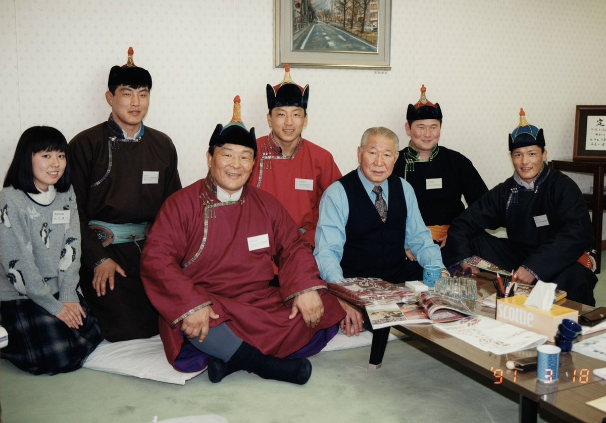 MongolAyako tweet picture