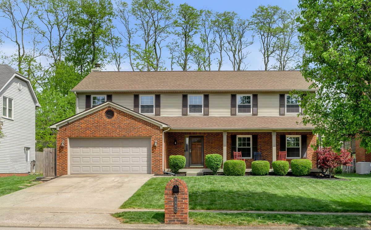 bluegrassSIR's tweet photo. 1445 Corona Drive Lexington, Kentucky, 40514 
$520,000 #bgsir https://t.co/e4V4kaNgL7 https://t.co/Gb5rJWfItE