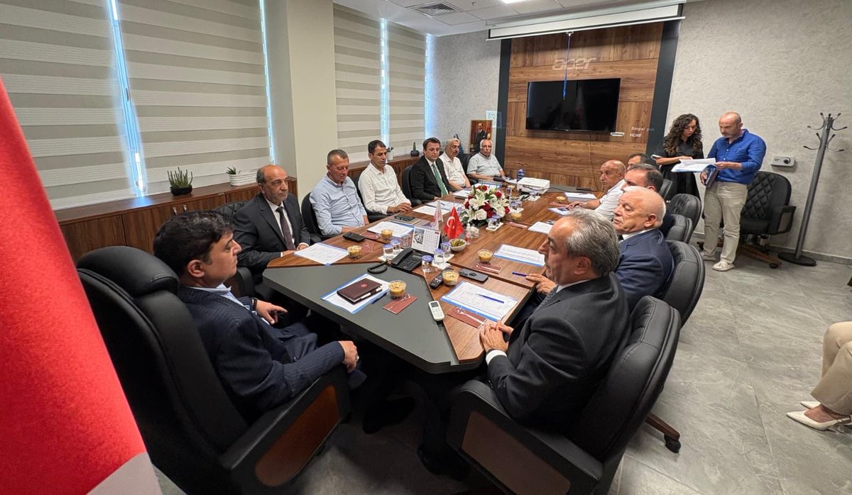 RIZA2073's tweet photo. Bu yıl 39'uncusu düzenlenecek olan Ahilik Haftası kutlama Komitesi Toplantımızı gerçekleştirdik. Toplantı da İlin Ahisi, Kalfası ve Çırağı İçin Seçimler De Gerçekleştirildi. https://t.co/ZEQQQmD320