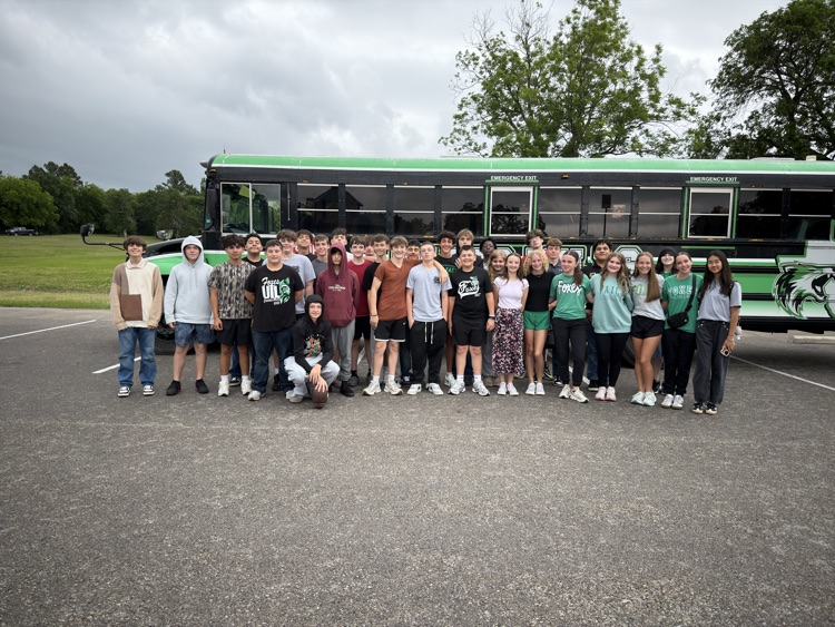 CMMSFoxes's tweet photo. Mrs Bean's Principles of Applied Engineering 8th grade classes journeyed to L3Harris to visit and tour with the Aero Engineering organization and see real-world applications of several engineering careers in action.  Thank you L3Harris for this amazing opportunity. https://t.co/FHBKxDzAn1