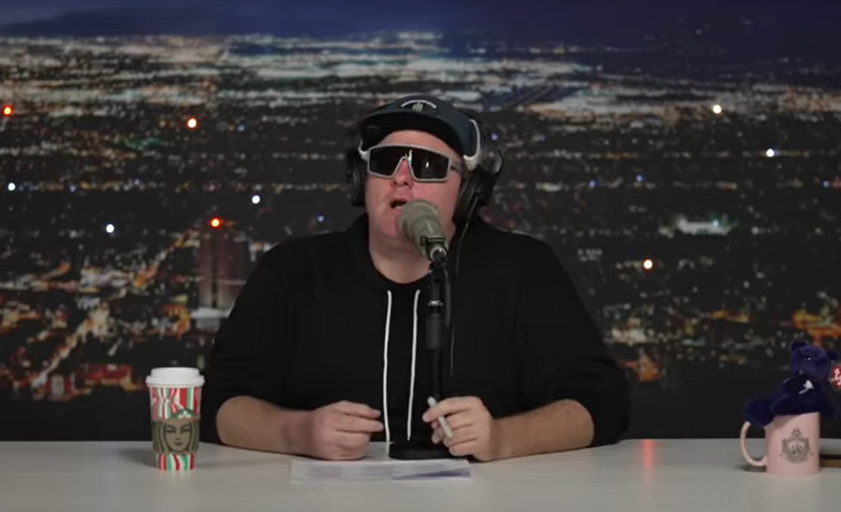 fl0rb0's tweet photo. @romero "Sandy Petersen, we wish him well." https://t.co/WZoG7EHunP