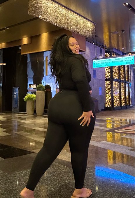 Jewlieah - good morning - now say it back😚 https://t.co/LyQ2d9AHd4