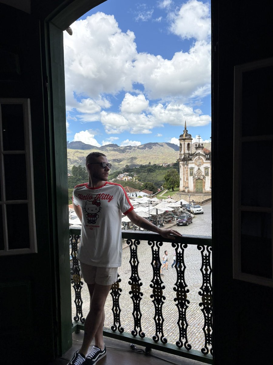 pompompuleo's tweet photo. ai que saudades de ouro preto 🥺 https://t.co/Cnllf79SE1