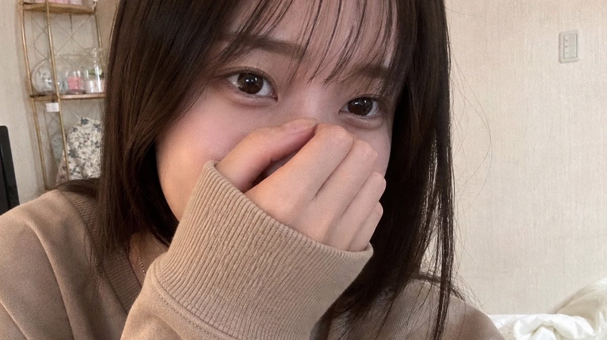 urachan_ai's tweet photo. まじでGPT image2.0やばすぎる笑笑

作り出される女の子がどう考えてもリアルすぎるんよ笑笑

これ誰がAIだって見分けられるの？

まじでシンプルなプロンプトで作れるし、1枚目のALTに貼っとくからみんな使ってみて笑笑笑笑

こういうリアルさが裏⭕️では重要なのはみんなもう知ってるよね？ https://t.co/OUWZ4ibM9r