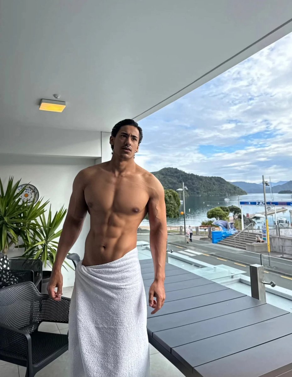 Brownskinboy0g's tweet photo. What's your best view? https://t.co/zeRNycHy2L
