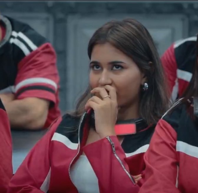 Choaticevil's tweet photo. "Queen behavior, fearless attitude, and zero fake personality—exactly what Lock Upp needs." 

#AkankshaChoudhary #Lockupp2 https://t.co/bjoksVMpjP