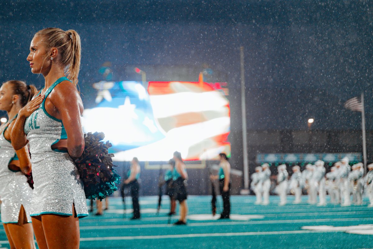CoastalFootball's tweet photo. Those Coastal Saturdays we love the most are right around the corner 

Season tickets ➡️ https://t.co/v3StGjwXNv
Promotional schedule ➡️ https://t.co/BQYRuA4HM9
Season Parking ➡️ https://t.co/nnmlavaAs0 https://t.co/U0eeYGskYp