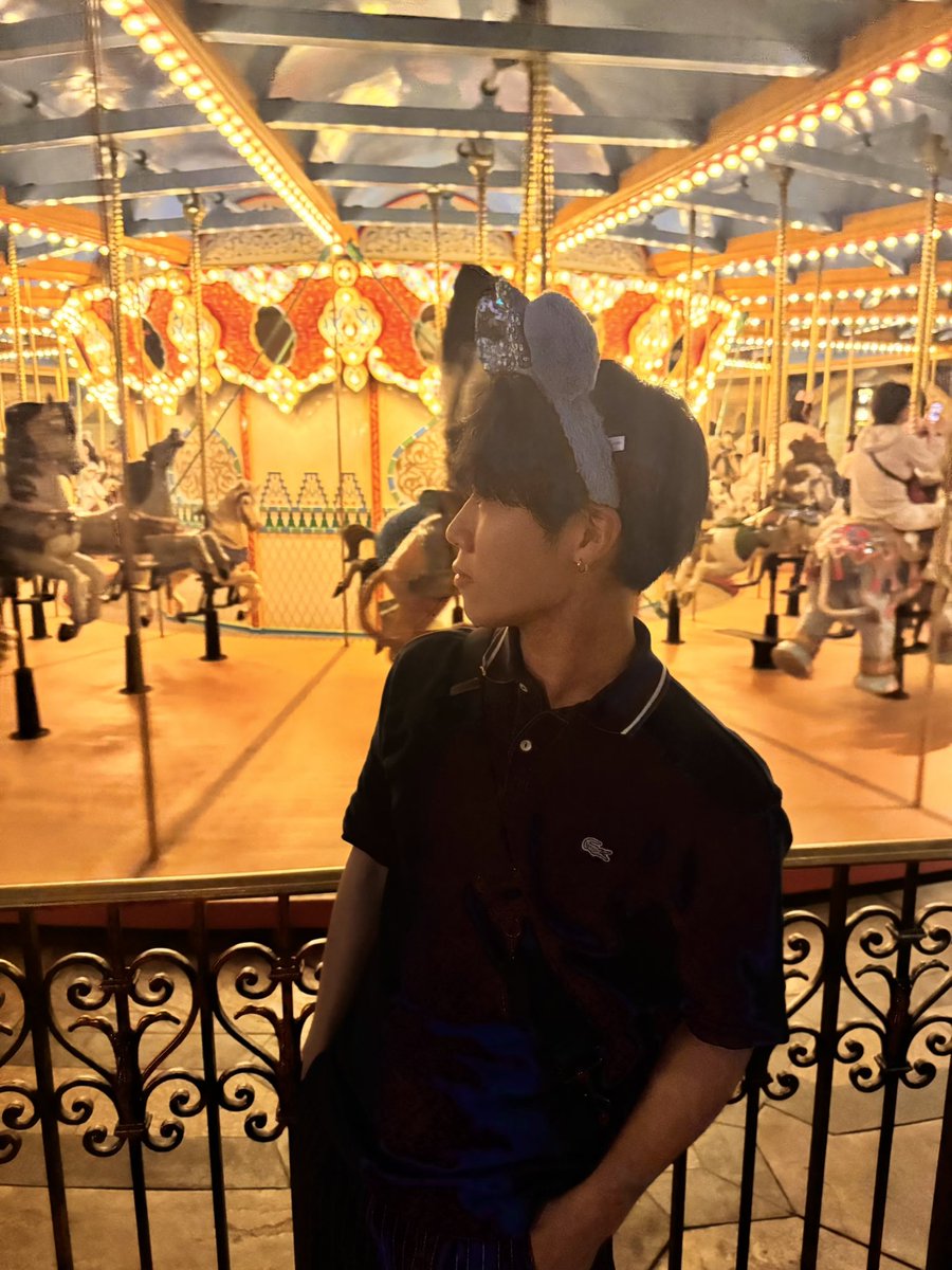 chi_o7ol2's tweet photo. 久々のディズニー🐭 https://t.co/9kYpY72Rsh