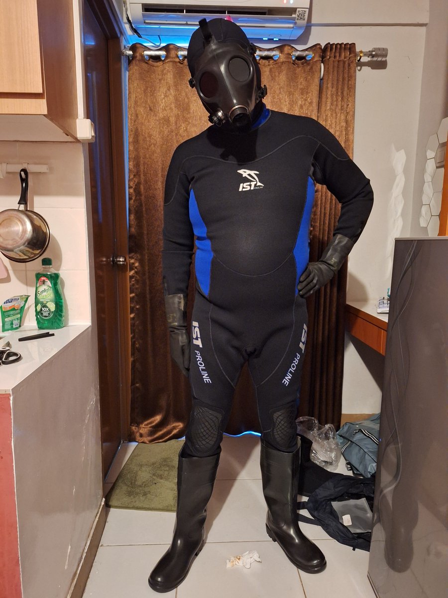Lazlo74Lizer's tweet photo. Droned myself up again at a friend's~ https://t.co/L43pLBpudz