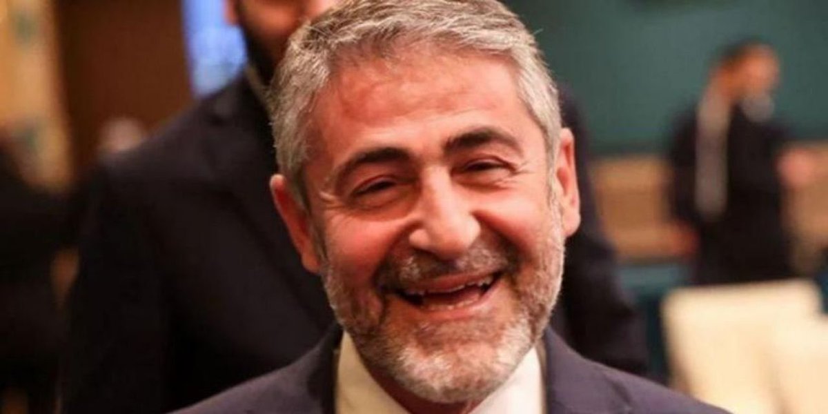Piyasa_Haber's tweet photo. Sosyal medyada Mehmet Şimşek’in bakanlıktan istifa edeceği söylemleri arttı. https://t.co/MpDlxTMRqH