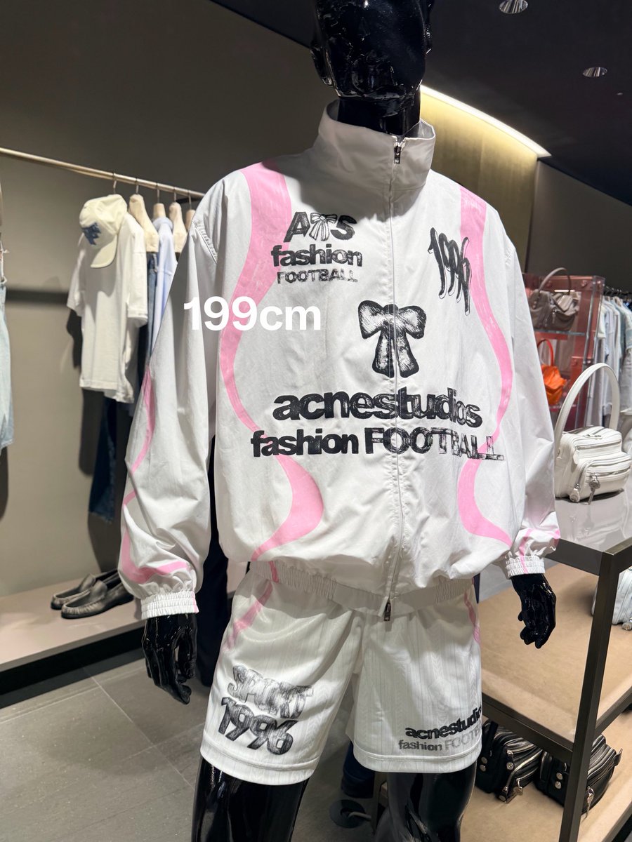 199cm__'s tweet photo. Acne studios คอลใหม่ จ๊าบมาก รับพรี ราคาดีกว่าไทยแน่นอน https://t.co/YSw2ouQcbX
