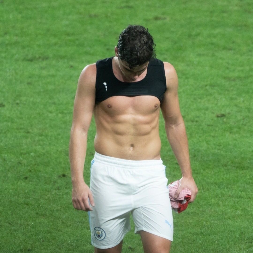 messikimochis's tweet photo. putito nuevoooo???? creo que no estamos conscientes de lo lindo que es julián álvarez y la cara de twink q tiene nono dios nos da arte y no sabemos apreciarlo https://t.co/xtDYGoL6SY