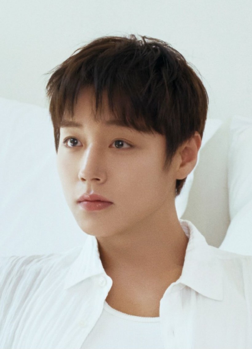 Hooooon_i's tweet photo. 누나 토이스토리3 볼래?       누나 토이스토리5 볼래? https://t.co/14M9bI9EiW