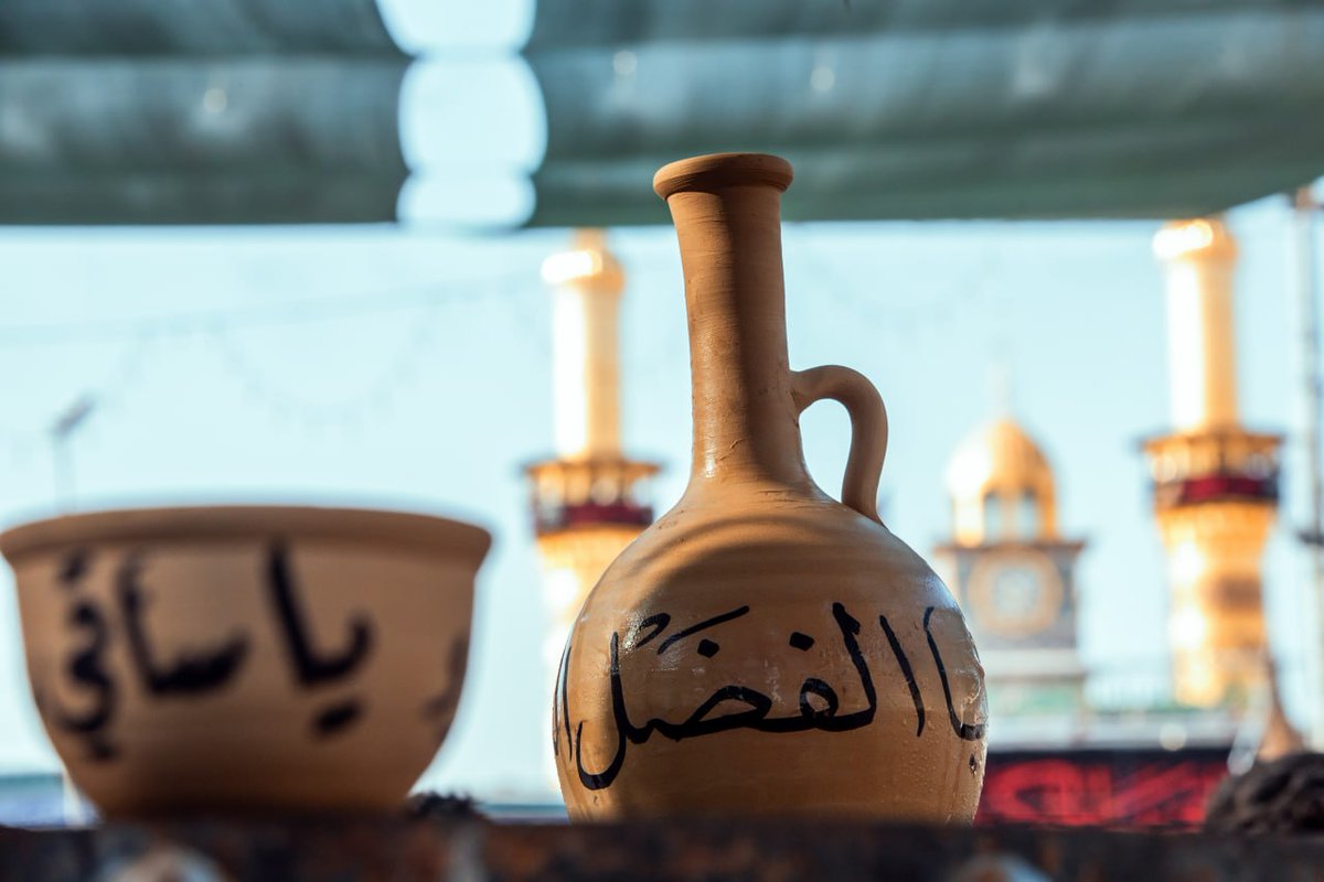 imamhussainorg's tweet photo. إذا ذُكر الساقي، انحنت القلوب وفاض الحنين إلى أبي الفضل العباس (عليه السلام).

#ابا_الفضل_العباس  
#وفاء_للحسين  
#العتبة_الحسينية_المقدسة