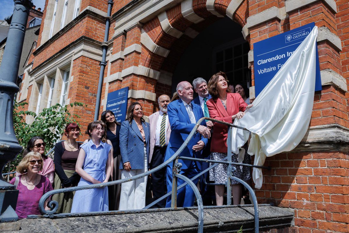 AmbDuchene's tweet photo. On the 50th anniversary of the Voltaire Foundation’s incorporation into @UniofOxford, I was delighted to inaugurate new offices, launch the Oxford University Voltaire platform hosting the digital edition of Voltaire’s complete works &amp; announce a new digital humanities scholarship https://t.co/CTh3sWgQwn