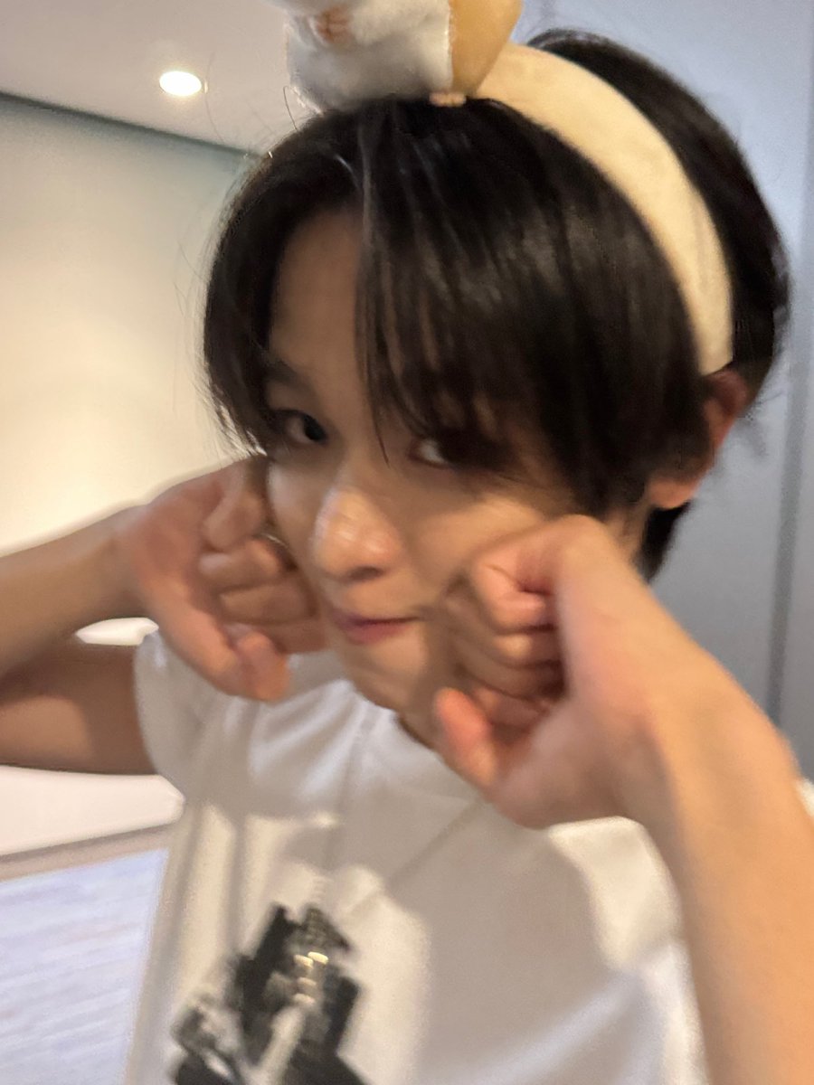 kuringo_o's tweet photo. ㅋㅋㅋㅋㅋㅋㅋ 어떡해 귀여웡 ㅠ💕 https://t.co/y9RPZ9O2hV