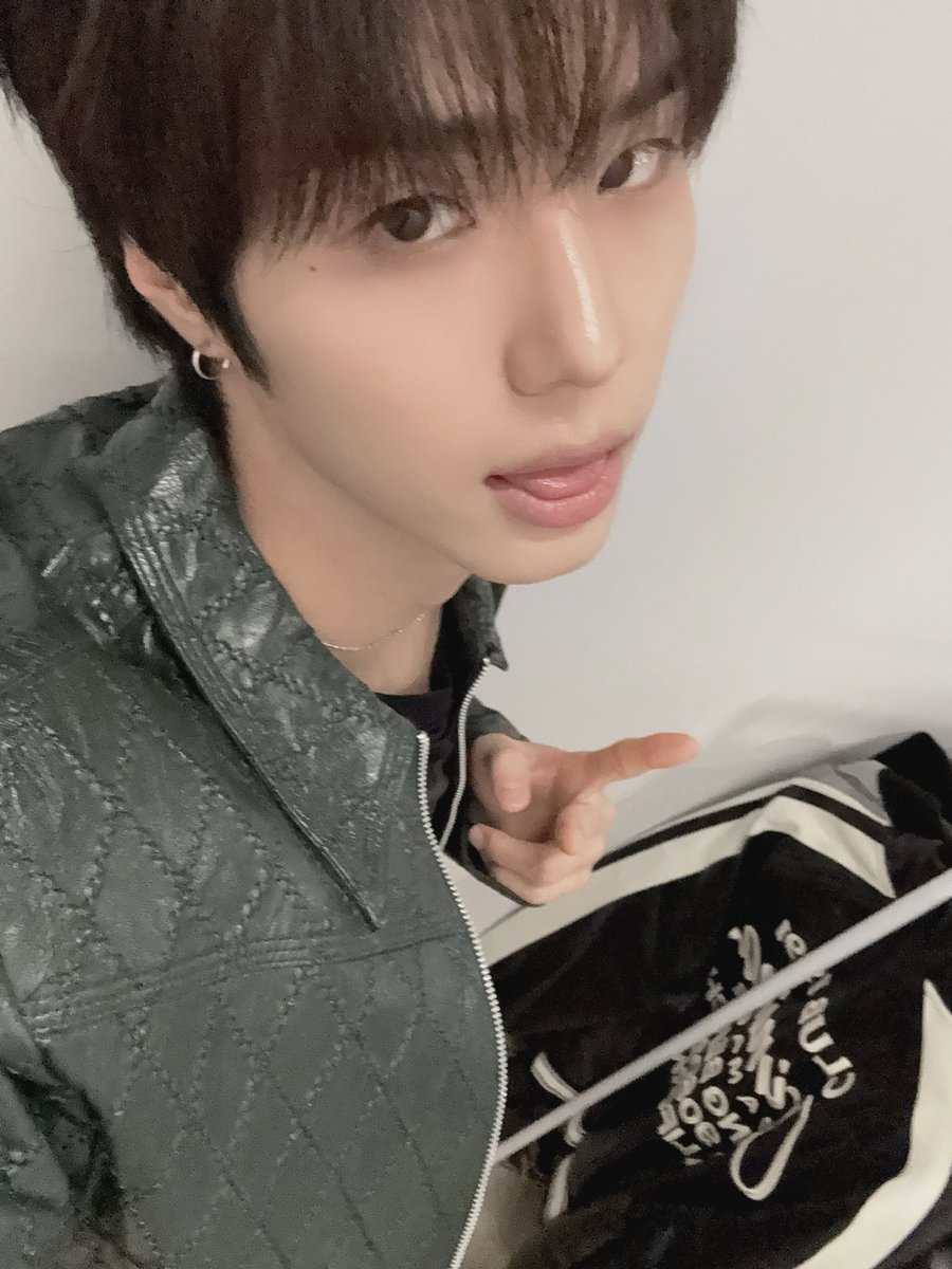 seongbinpics's tweet photo. https://t.co/MaiO5a8KGd