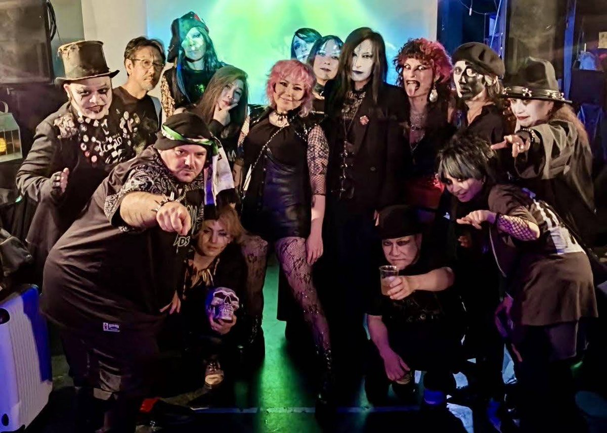 phaidia's tweet photo. DEATH DANCE～2DAYS～
PHAIDIA special presents
6/27 Sat 京都 夜想

ご来場頂きました皆様、共演者の皆様、関係者及びスタッフの皆様、そして夜想の皆様のお陰で素晴らしいイベントになりました事を感謝致します。
ありがとうございました。
Gilly https://t.co/ijINsHabYF