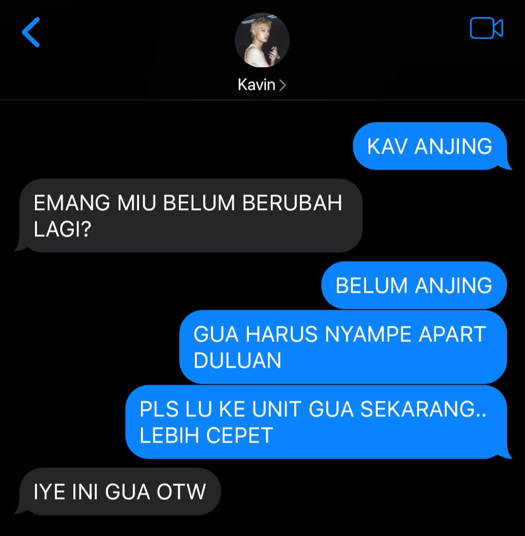 stvryfire_'s tweet photo. — Kucing putih Rio (2)

#Marhoon Hybrid Alternative Universe by @stvryfire_ https://t.co/Q79qdDw5E9