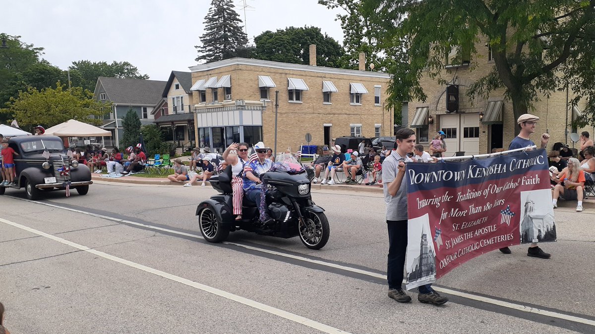DTKCatholic's tweet photo. Thank you to everyone who made Sunday's annual Civic Veterans Parade Picnic a resounding success! Your participation brought joy and camaraderie to our community event.

A heartfelt thank you to those who marched proudly in the parade on behalf of DTKC, showcasing our unity and spirit. We are grateful for the dedicated grill masters who kept the food sizzling, the hardworking volunteers who assisted with setup, takedown, and cleanup, and the ticket takers who ensured everything ran smoothly.

To all who joined us to enjoy the picnic, your presence made the day truly special. Together, you’ve created cherished memories we will carry into next year’s celebration.