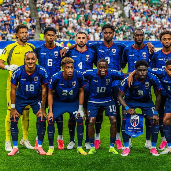 eurofootcom's tweet photo. 🇨🇻🥲 Today, Cape Verde will play their FIRST ever World Cup knockout match... and it will be against the defending world champions Argentina. 🏆✨ 

To make it this far a nation with a population of roughly 500,000 people is a fantastic achievement. 

Cape Verde are also the second smallest nation to ever feature in the competition (after Iceland in 2018). 🗺️👏