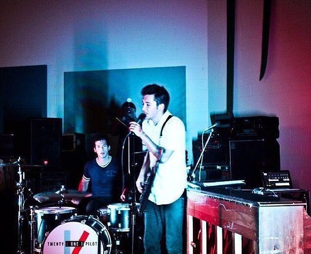 archivedpilots's tweet photo. on this day in 2014 tyler joseph posted: https://t.co/V2mtXrnDri