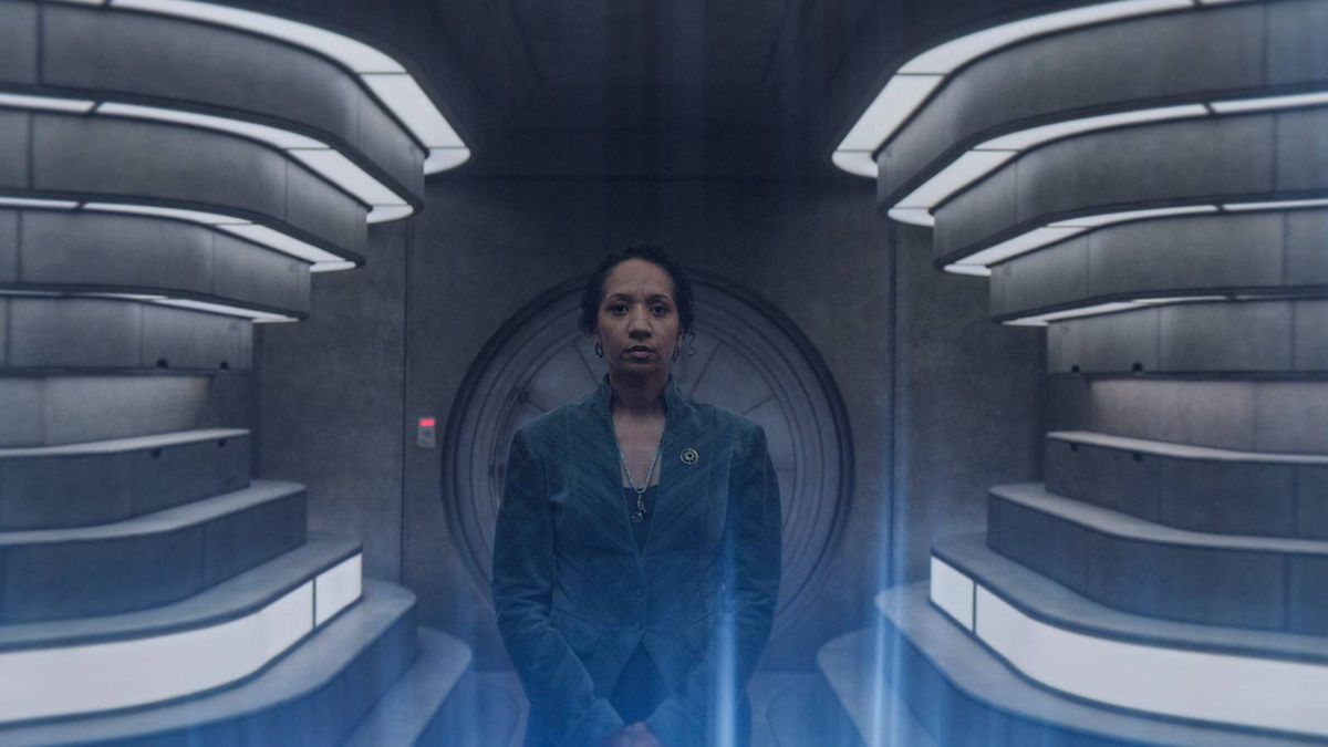 screenrant's tweet photo. As the #AppleTV science-fiction series enters a new era, #Silo has returned for season 3, which has debuted with a perfect 100% #RottenTomatoes score. 🍅

Read More: https://t.co/cjyuJuVXQO https://t.co/4axX68fM1d