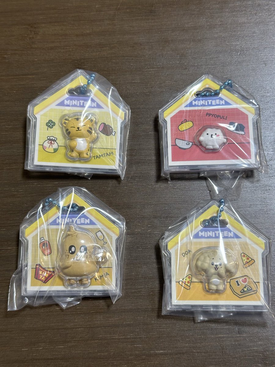 koala0304's tweet photo. SEVENTEEN セブチ MINITEEN ミニティーン パッケージチャーム グミ 交換

【譲】ホシ、ウジ、ミンギュ、ドギョム

【求】ジョンハン、ディノ

郵送希望です！
お気軽にお声掛け下さい✩.*˚

#セブチ交換 https://t.co/7oLAMXUlUJ