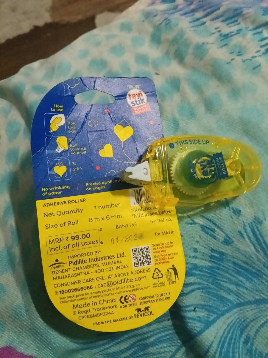 skumar0914's tweet photo. @StuckByFevicol @Camlin_Official @Domsindia kitna sharamnak itni badi company fevicol aur itna mehnga aur ghatiya product bechne lagi hay aaj fevistick roller liya poora Paisa doob gaya pooora sokkha raddi koi na kharide isko @consaff @aajtak @timesofindia https://t.co/uXdQhE3vQr