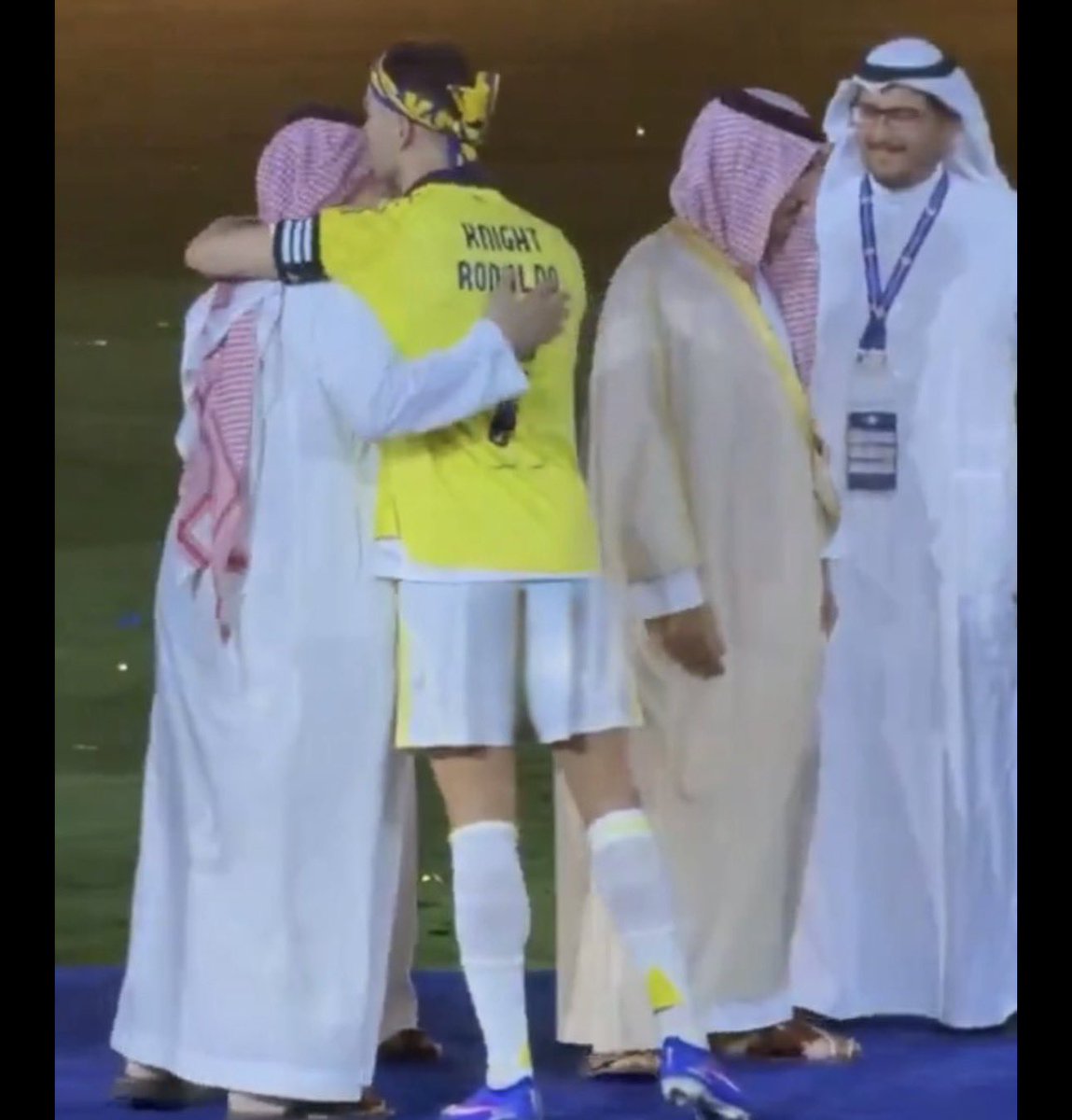raig_mzagi's tweet photo. اجحدوها بعد https://t.co/JqDFZHCCYI