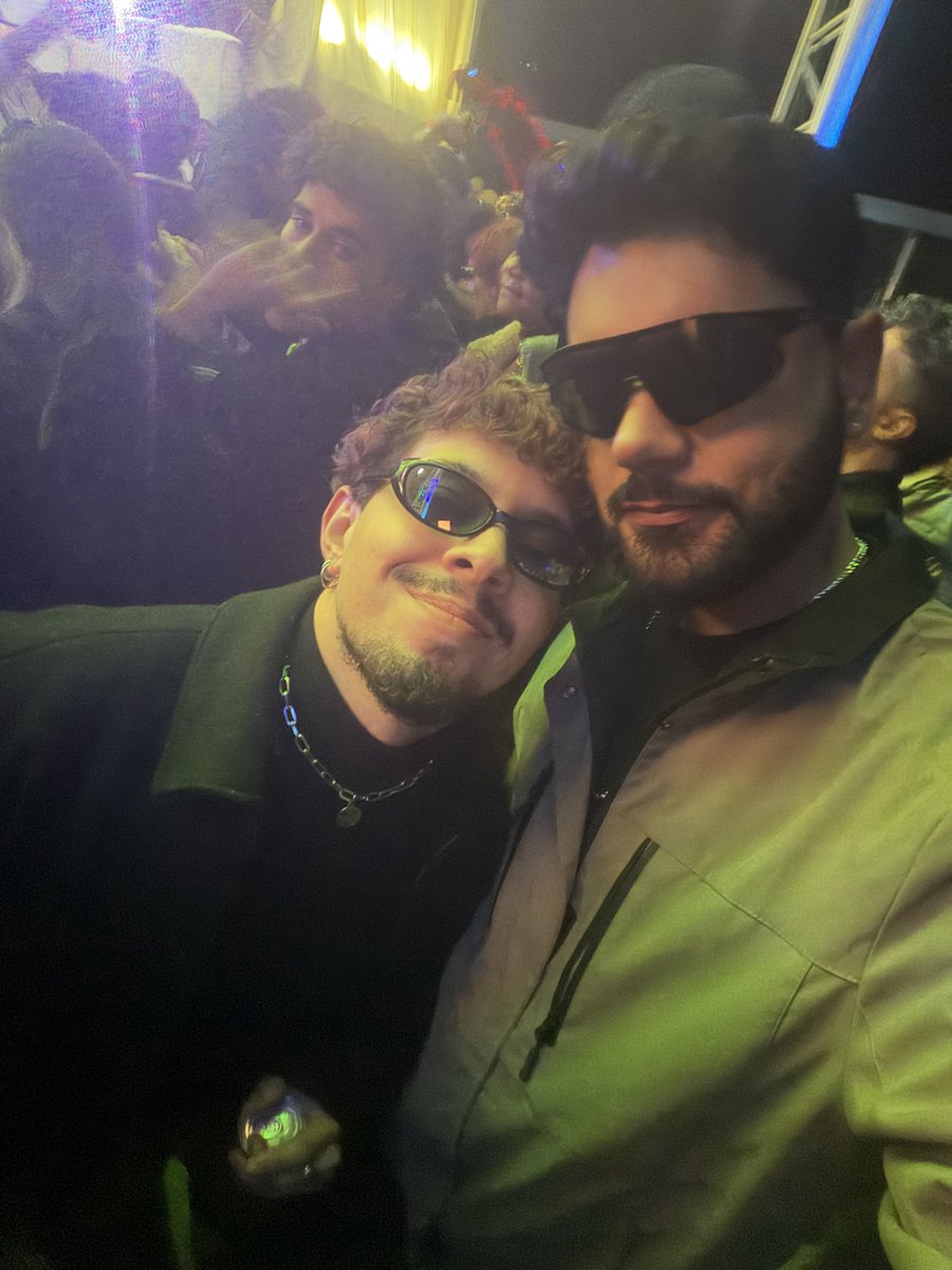 deepdiverafa's tweet photo. ainda pensa nela

@MientrasDura 

FEST DE LA FEST https://t.co/iWK9ZNcmqT