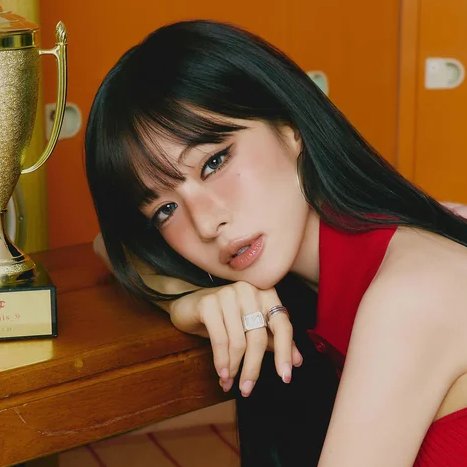 fromisbase's tweet photo. fromis_9's Chaeyoung on their July comeback:

"Because our comeback needs to be a huge success, I worked really hard. [The title track]'s good." https://t.co/jKfoKLcPo6