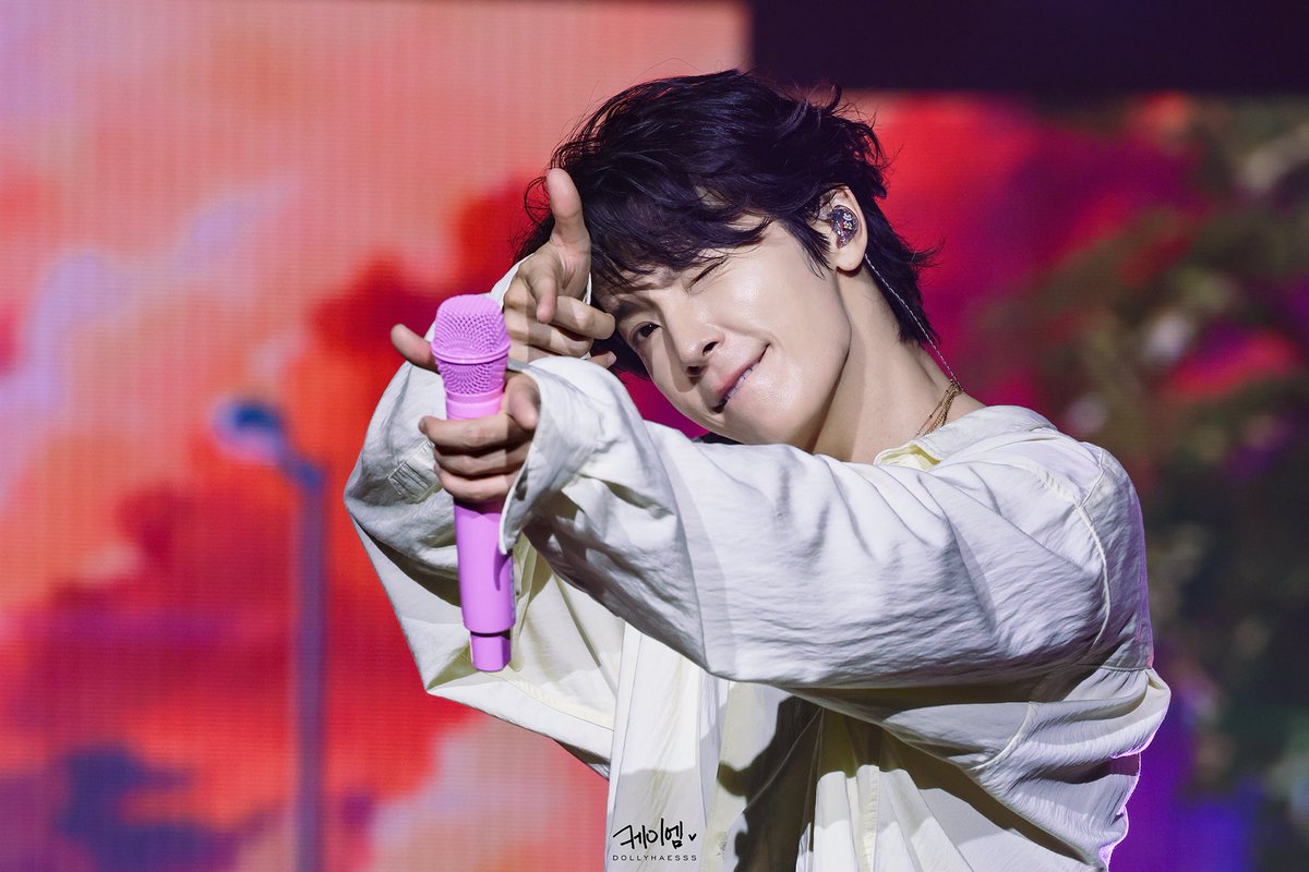 dollyhaesss's tweet photo. 我愛你哋 💘

2026.06.28 - [ALIVE] in HONG KONG

#동해 #DONGHAE 
#슈퍼주니어 #SUPERJUNIOR https://t.co/ozqtFKj1af
