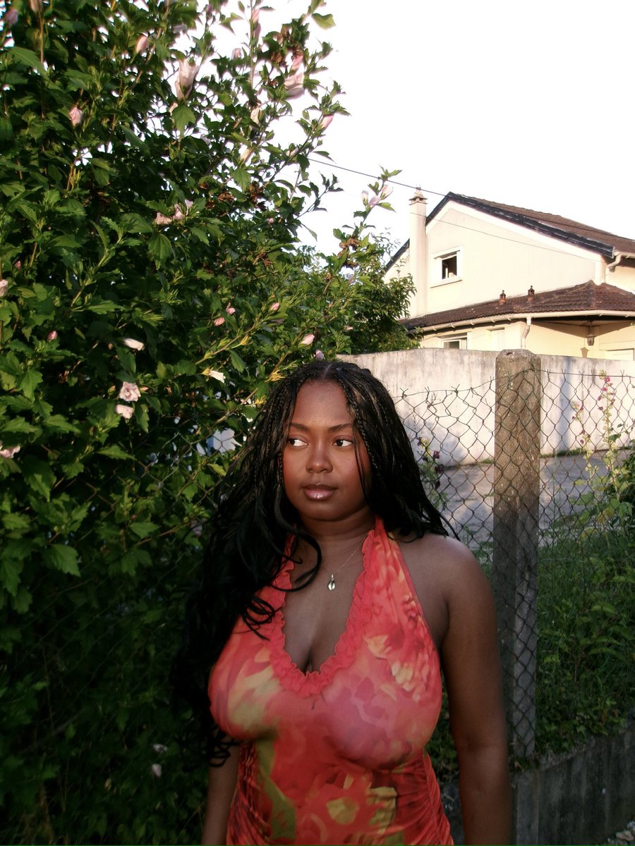 gabonesebabe's tweet photo. Sur tous mes RS parce que je me trouve choupi :’) https://t.co/Zk3NhT1mVz