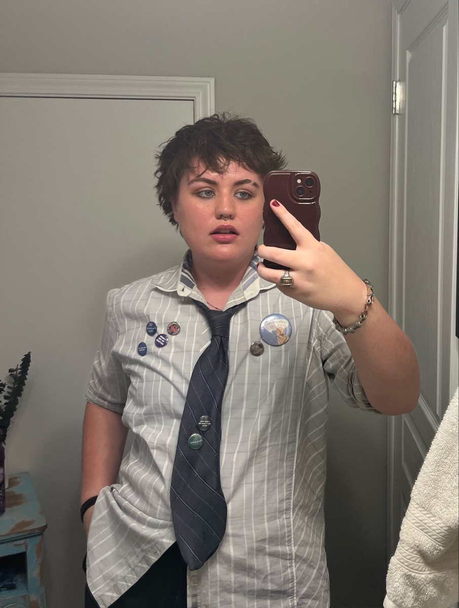 F0RTUNEFAV0URS's tweet photo. only attended two gay functions this entire pride month and got zero play but iβll get a do over in october #atlho https://t.co/sZxLuX4Kcb